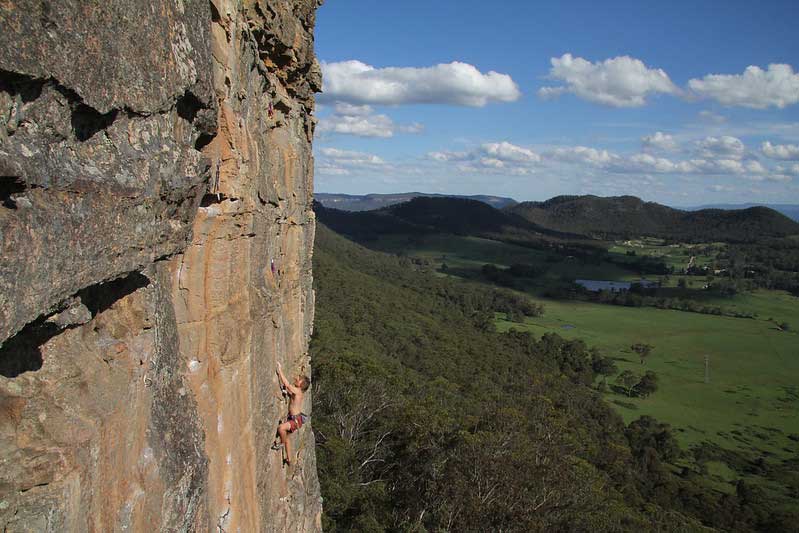 you need to have proper climbing goals to start hangboarding